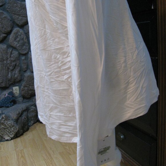 * 2/$15 Locoowai White Blouse XXL NWT Soft Velvety Stretch Long Sleeve - Picture 3 of 4